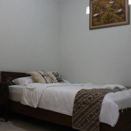 Renaya Griya Hotel Salakan Luaran gambar