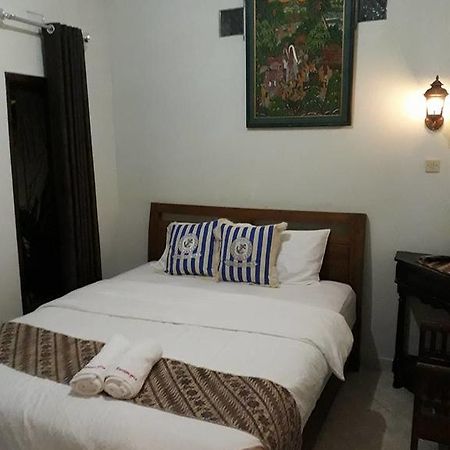 Renaya Griya Hotel Salakan Luaran gambar